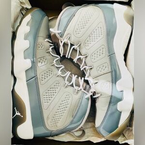 Air Jordan 9 Retro 2012 Cool Grey Size 10.5m $179